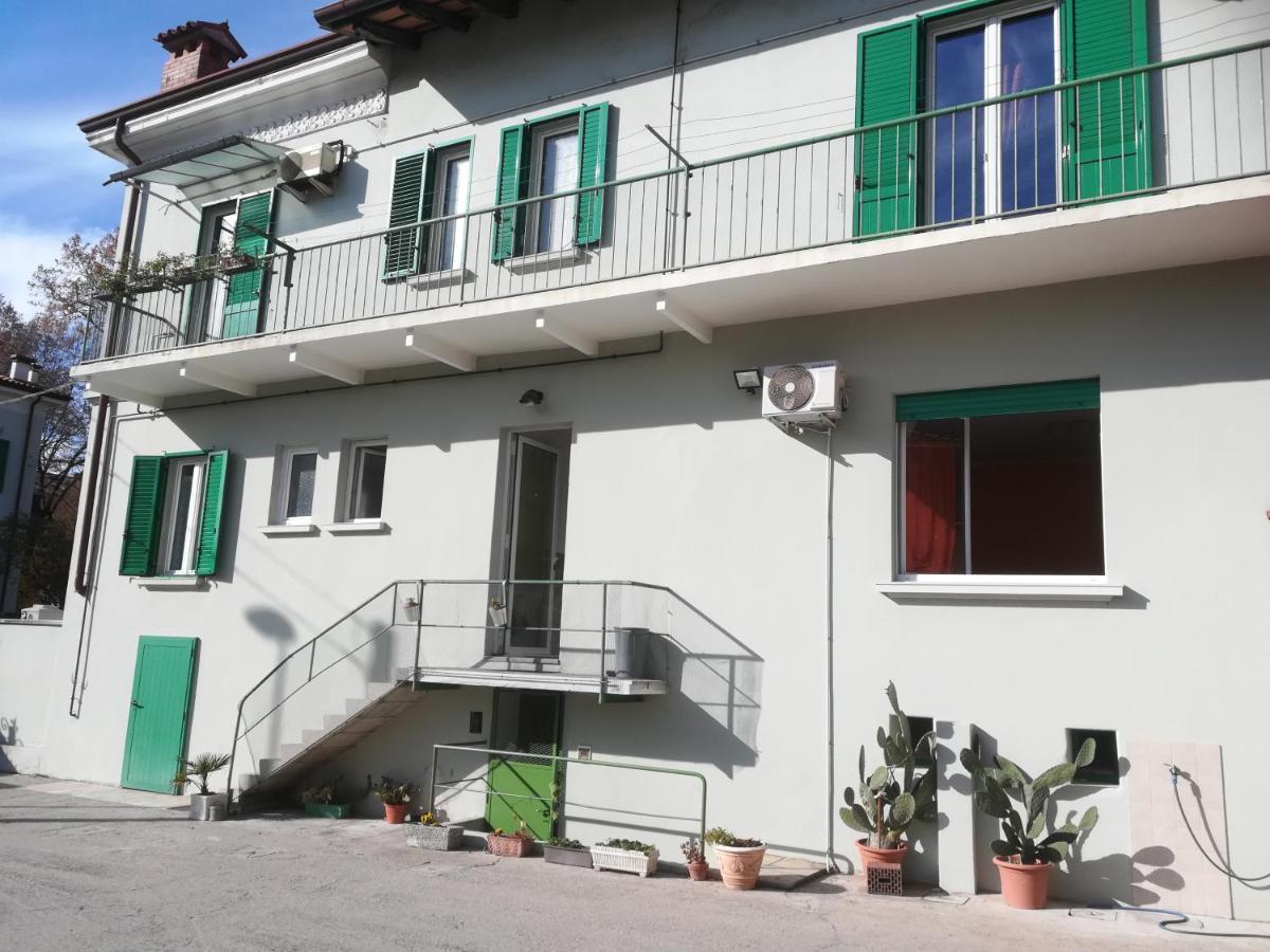 Gorizia Vacanze Appartamento In Villa Con Parcheggio Zewnętrze zdjęcie